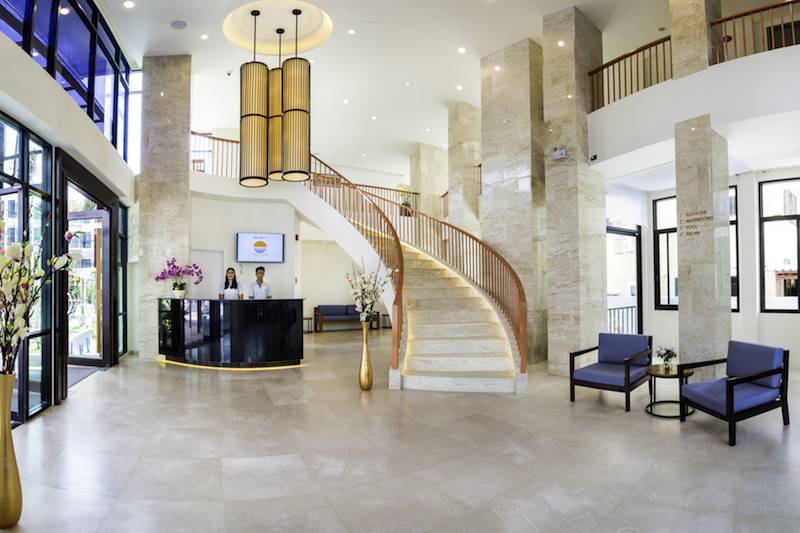 בית מלון כפרי The Lunar Patong