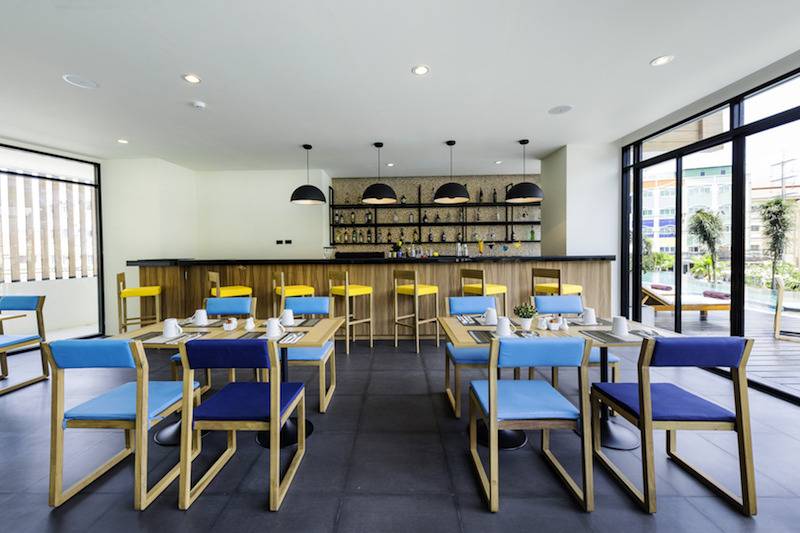 בית מלון כפרי The Lunar Patong