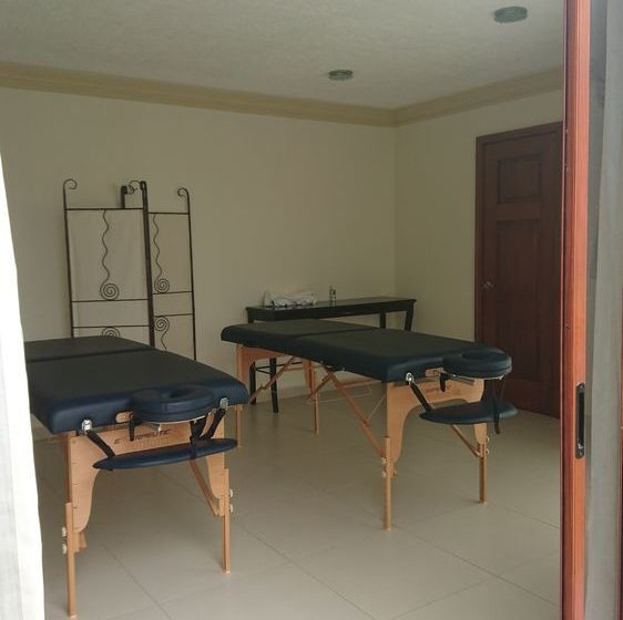 فندق Tiffany Boutique & Spa