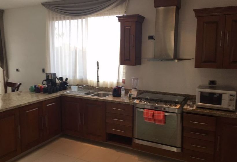 فندق Tiffany Boutique & Spa