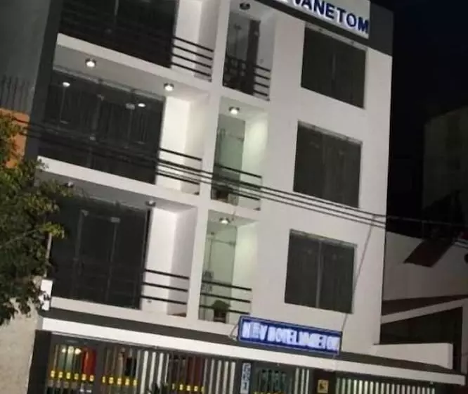 هتل Vanetom
