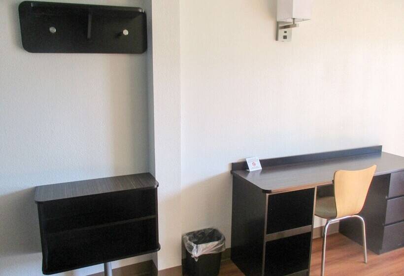 Motel 6 Prairie Du Chien, Wi