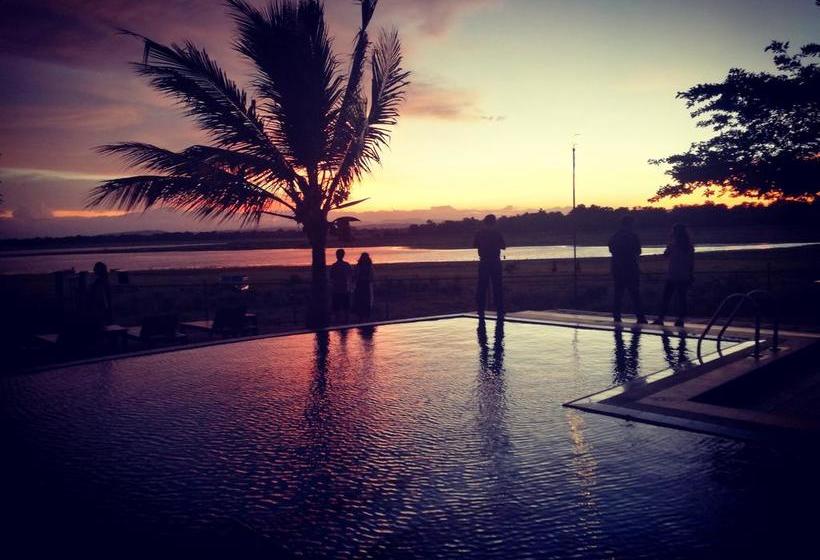 膳宿费 Pharo Lake