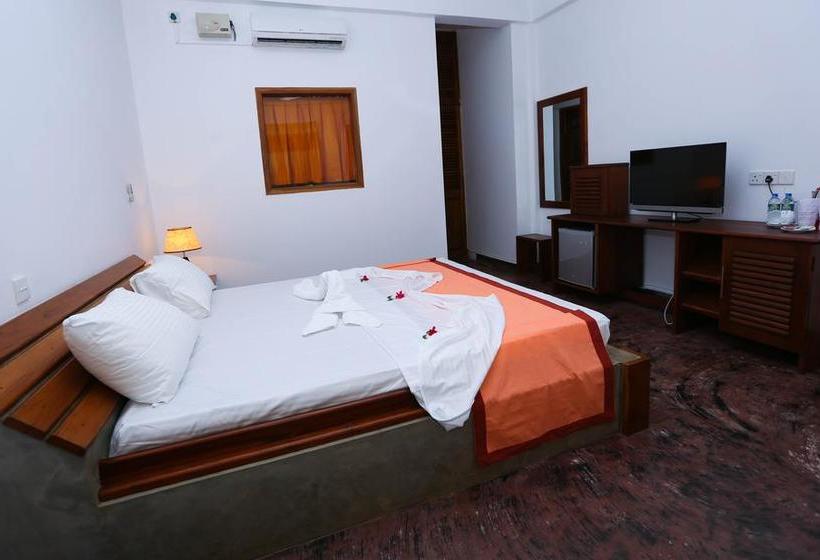 膳宿费 Pharo Lake