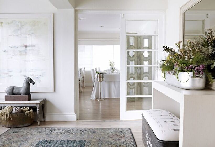 פנסיון Leisure Isle Lodge