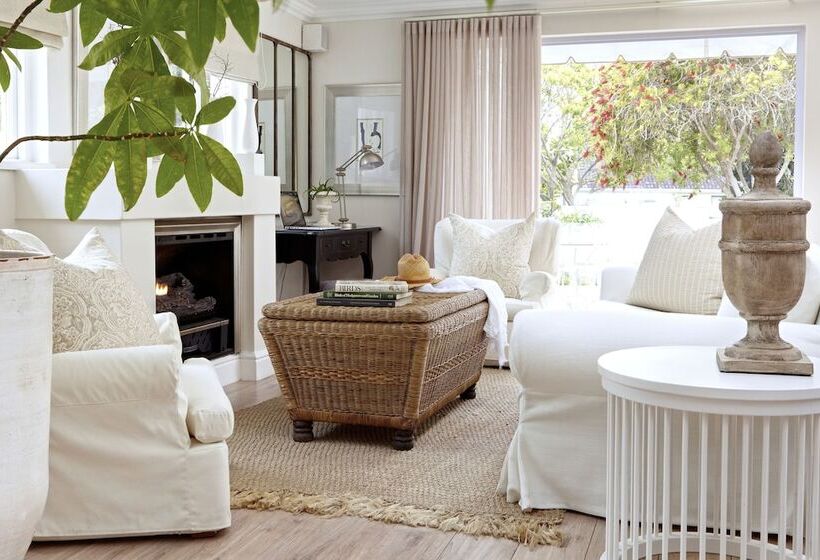 פנסיון Leisure Isle Lodge