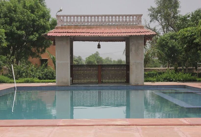 Sariska Tiger Camp Resort