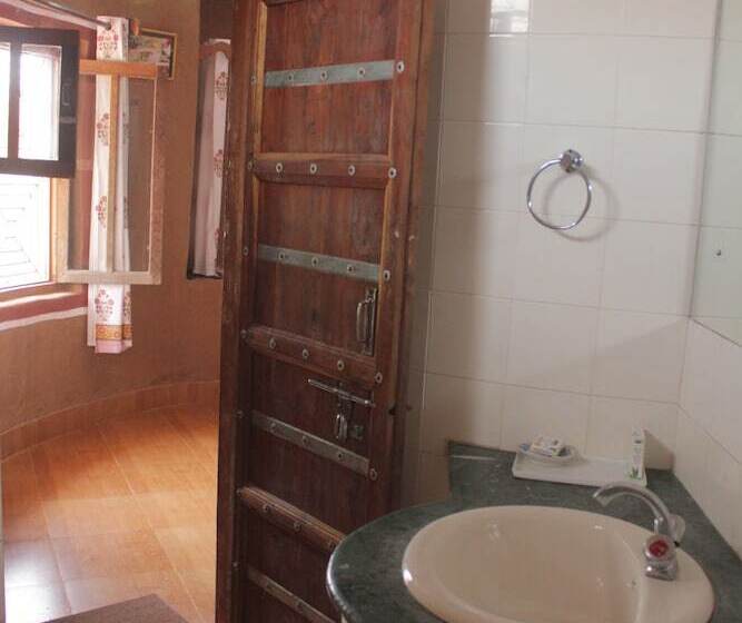 Sariska Tiger Camp Resort