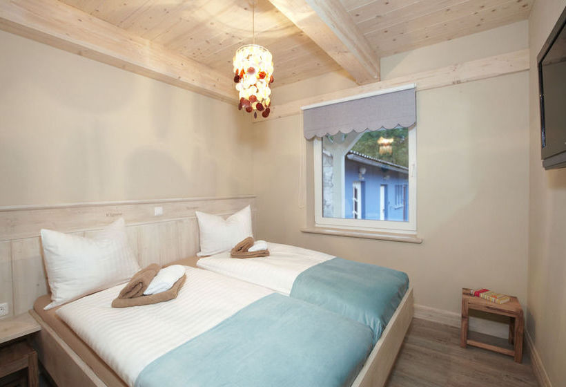 Strandhäuser Blankenfohrt