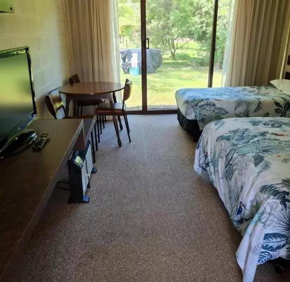 Toora Lodge Motel
