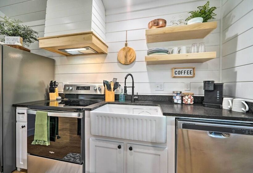 A Little Bit Of Simple Cabin W/ Pond Access