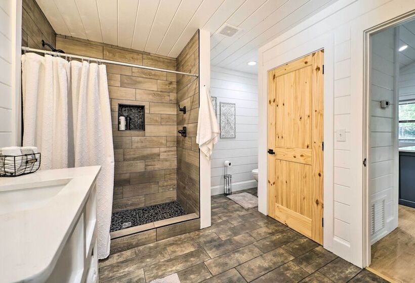 A Little Bit Of Simple Cabin W/ Pond Access