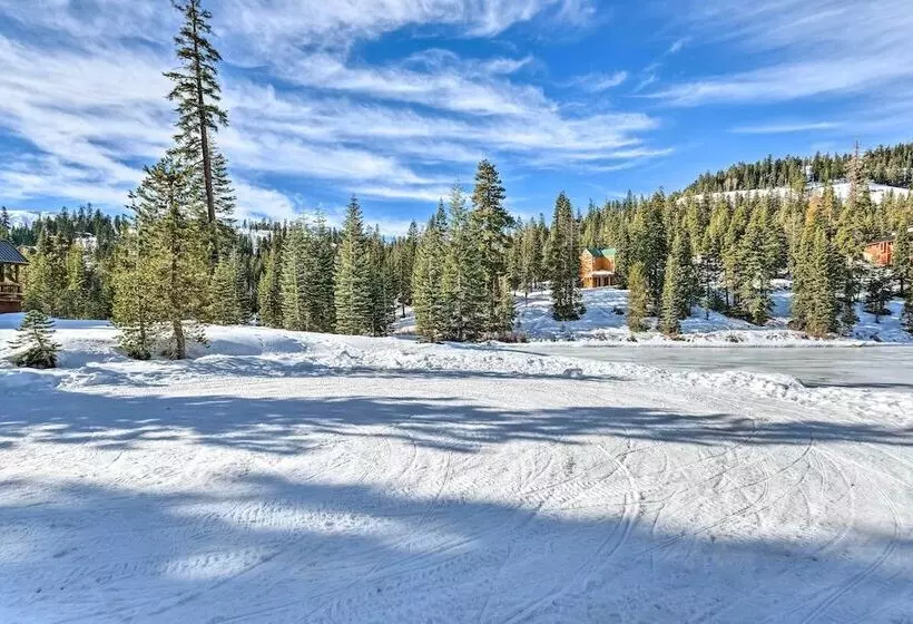 Near Hiking & Skiing: Bear Valley Cabin!