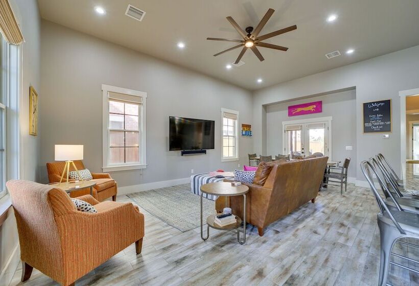 Carlton Landing Retreat W/ Eufaula Lake Access!