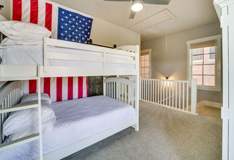 Carlton Landing Retreat W/ Eufaula Lake Access!