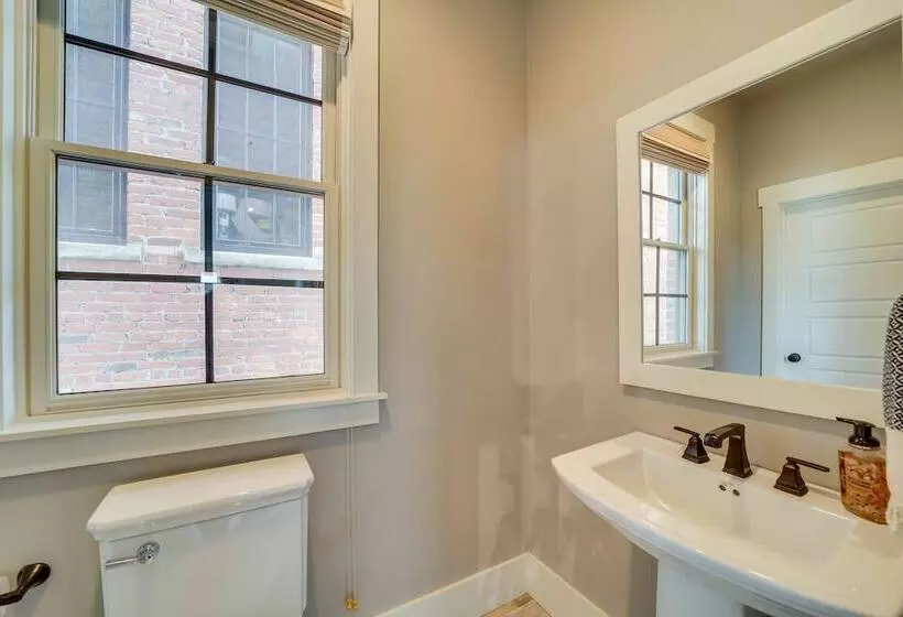 Carlton Landing Retreat W/ Eufaula Lake Access!