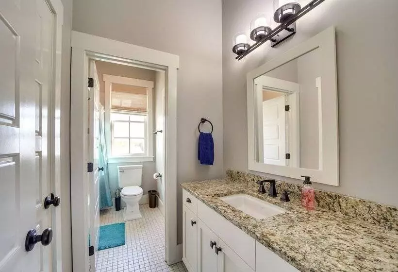 Carlton Landing Retreat W/ Eufaula Lake Access!