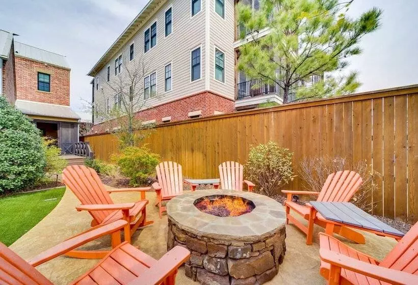 Carlton Landing Retreat W/ Eufaula Lake Access!