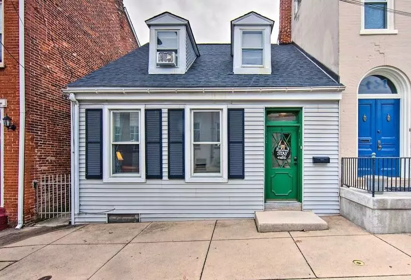 Central Lancaster Home < 1 Mi To Downtown!