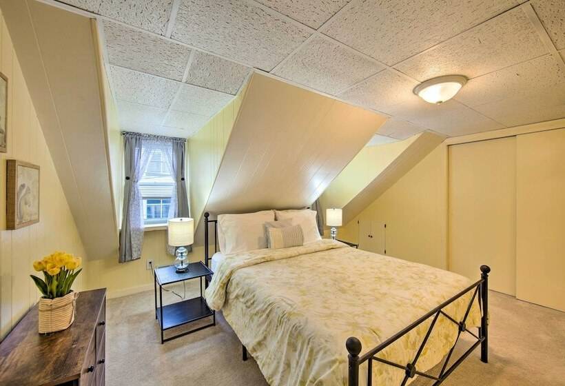 Central Lancaster Home < 1 Mi To Downtown!