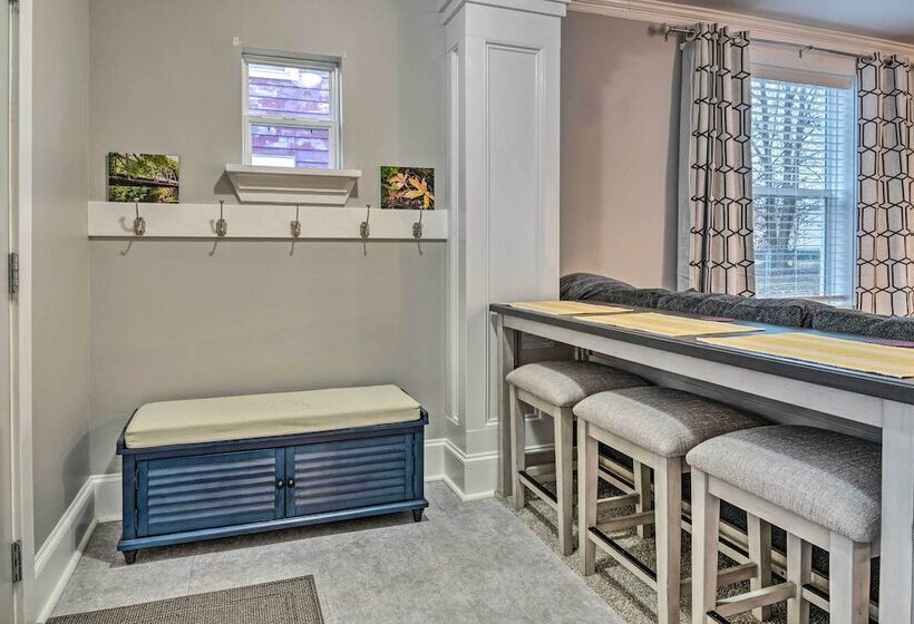 Charming Greencastle Home < 1 Mi To Depauw!