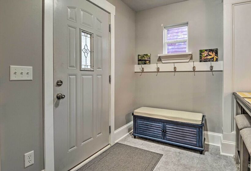 Charming Greencastle Home < 1 Mi To Depauw!