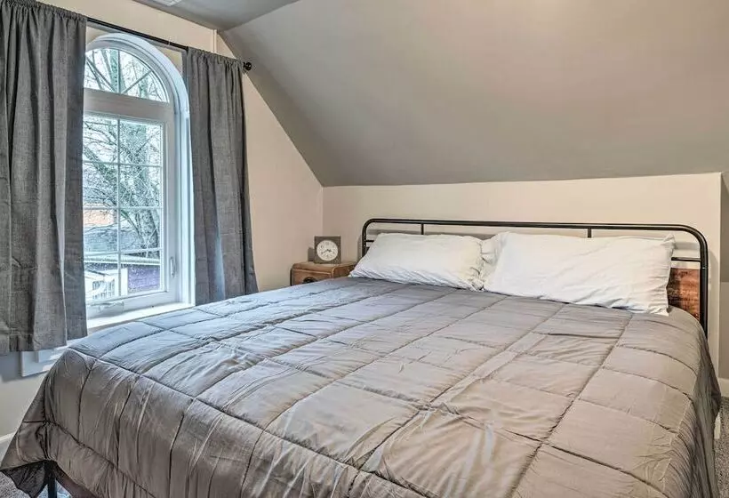 Charming Greencastle Home < 1 Mi To Depauw!