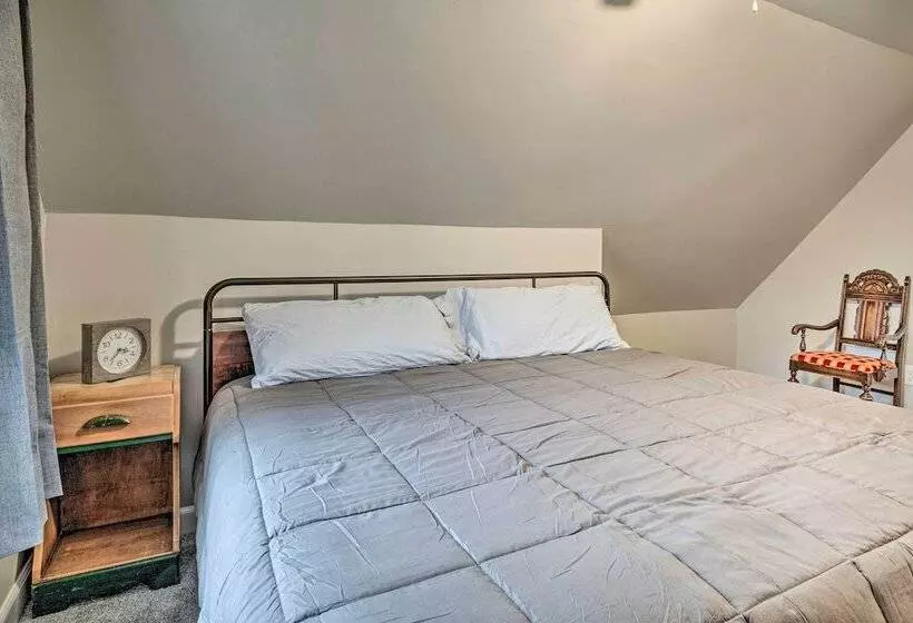 Charming Greencastle Home < 1 Mi To Depauw!