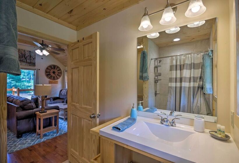 Cozy Riverfront Cabin W/ Private Deck & Hot Tub!