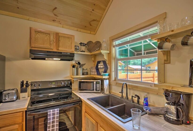 Cozy Riverfront Cabin W/ Private Deck & Hot Tub!