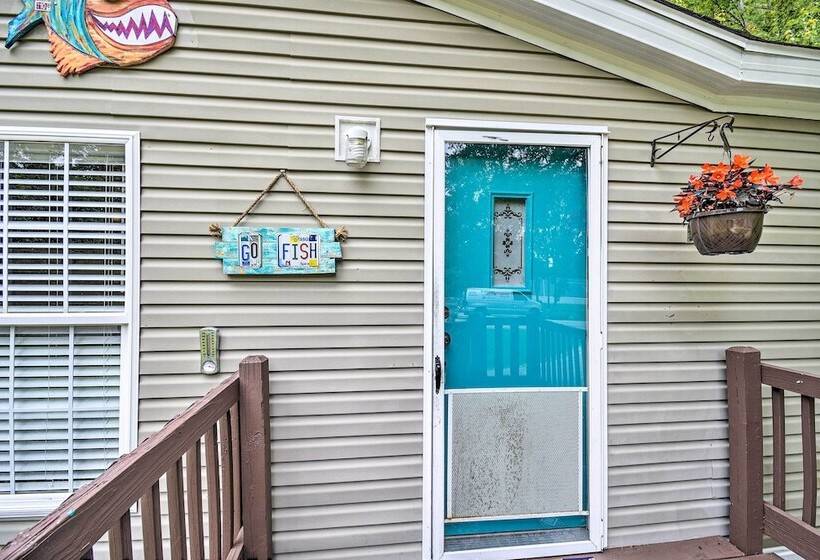 Charming Supply Home < 2 Mi To Holden Beach!