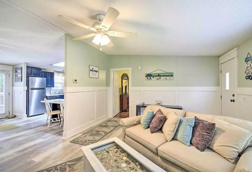 Charming Supply Home < 2 Mi To Holden Beach!