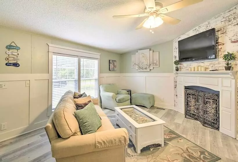 Charming Supply Home < 2 Mi To Holden Beach!