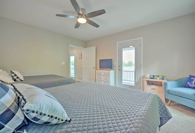 Coldwater Family Retreat W/ Boat Dock & Grill!