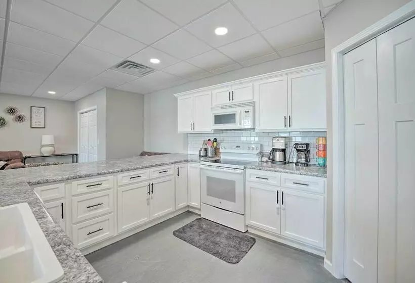 Coldwater Family Retreat W/ Boat Dock & Grill!