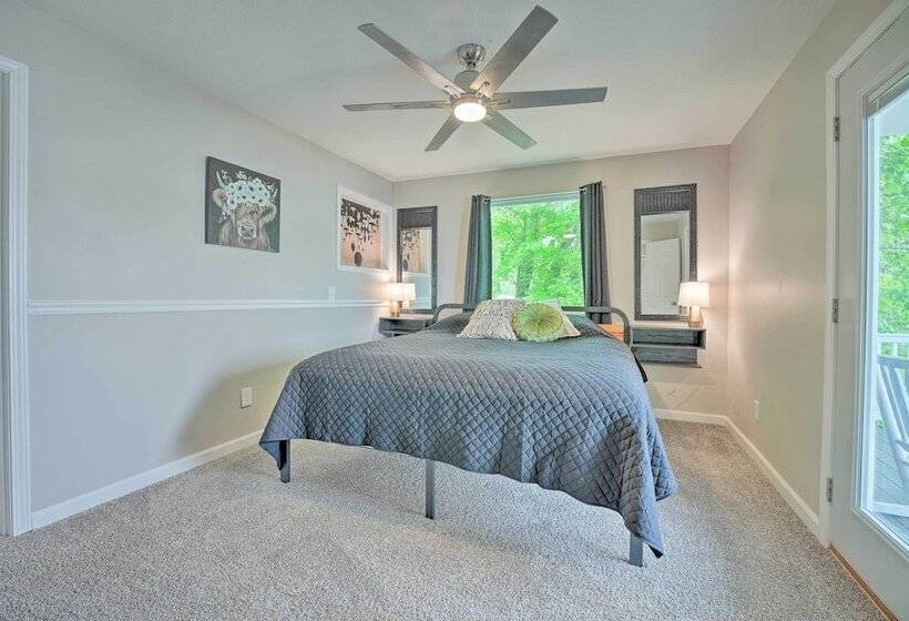 Coldwater Family Retreat W/ Boat Dock & Grill!