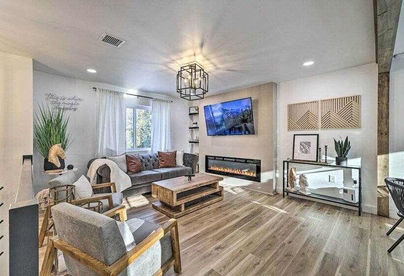 Contemporary Pocono Mountain Home W/ Deck