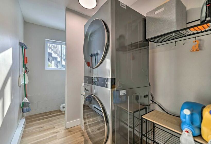 Contemporary Pocono Mountain Home W/ Deck