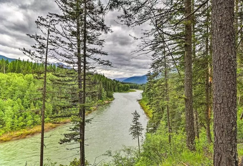 Cozy Glacier Park Log Cabin    Best In The West!