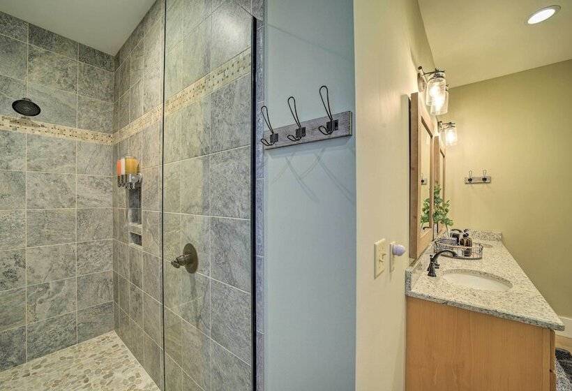 Game Room & Wraparound Decks: Cullowhee Home!