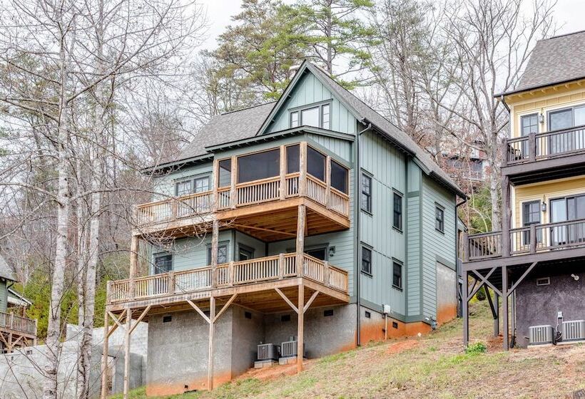 Game Room & Wraparound Decks: Cullowhee Home!