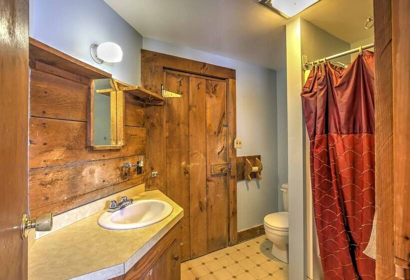 East Burke Home On Kingdom Trails: Near Ski Resort