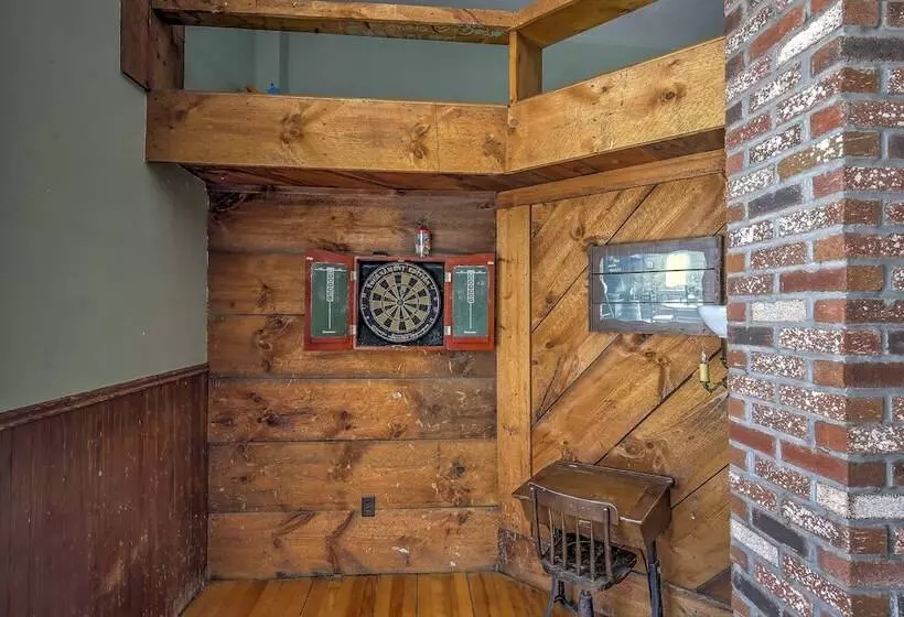 East Burke Home On Kingdom Trails: Near Ski Resort