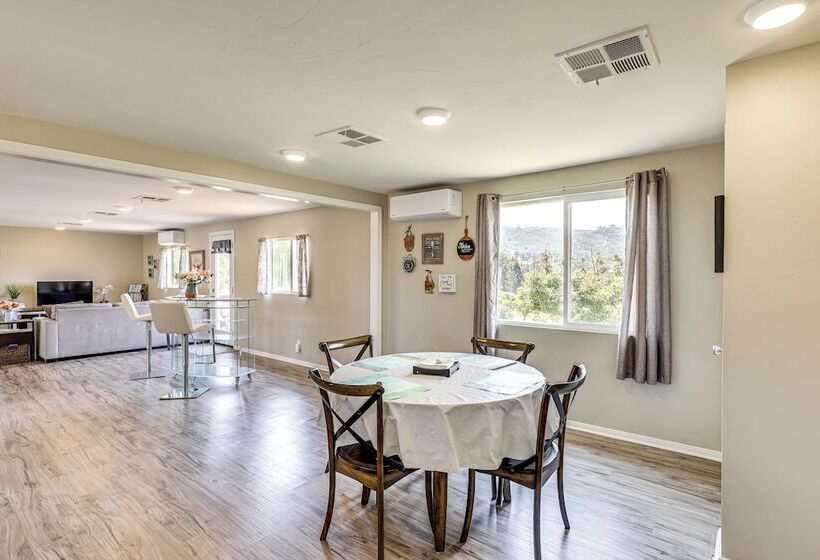 Escondido Vineyard Estate: Walk To Wineries!