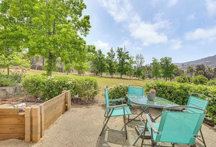 Escondido Vineyard Estate: Walk To Wineries!