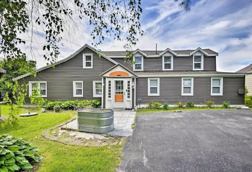 Family Cottage On Chaumont Bay, Walk Downtown