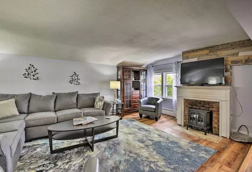 Family Cottage On Chaumont Bay, Walk Downtown