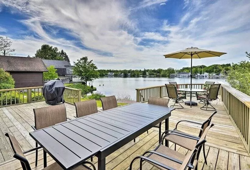 Family Cottage On Chaumont Bay, Walk Downtown