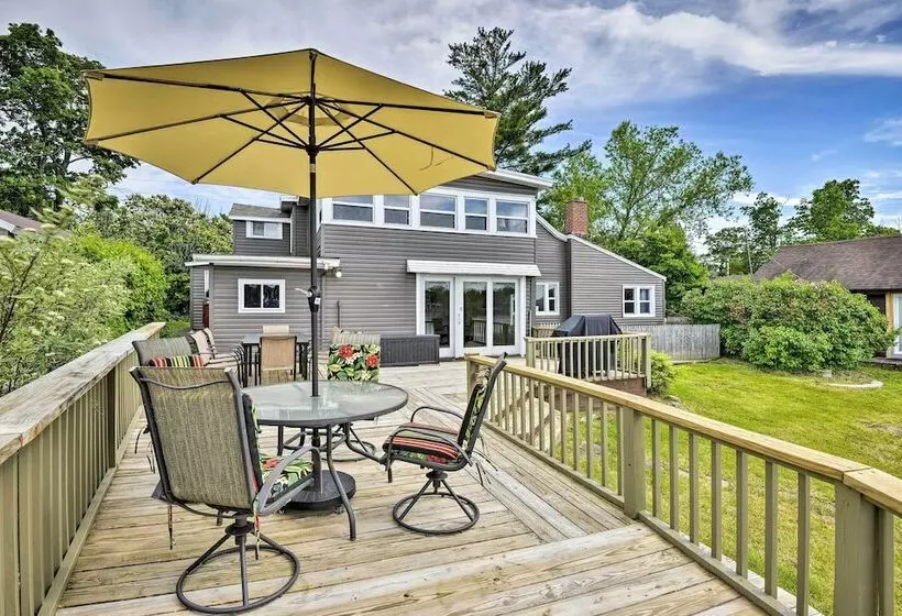 Family Cottage On Chaumont Bay, Walk Downtown