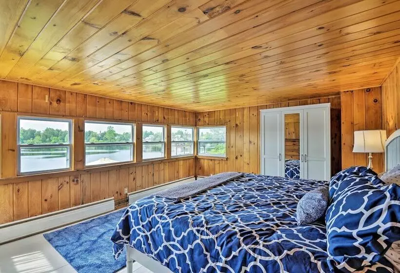 Family Cottage On Chaumont Bay, Walk Downtown